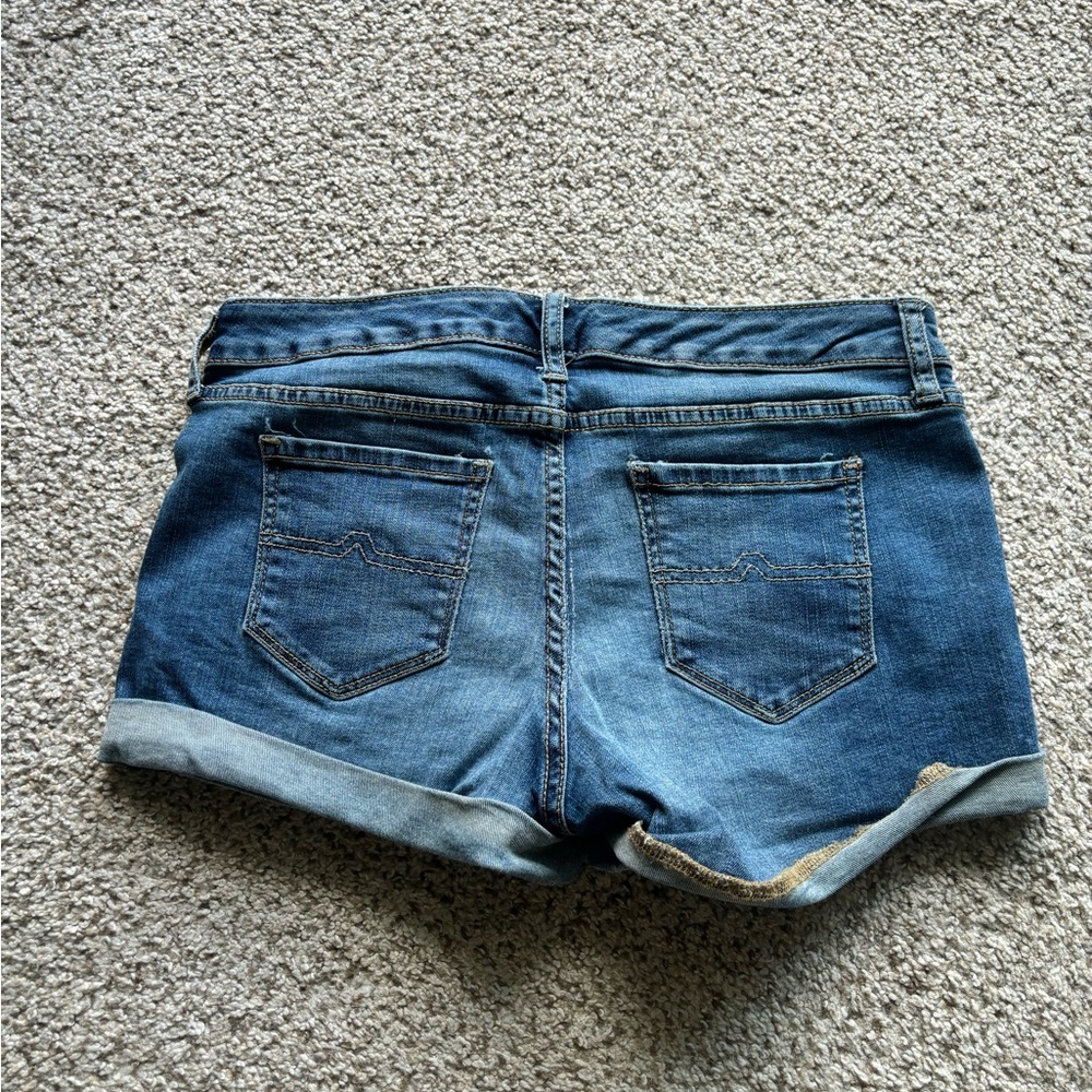 Arizona Jean Shorts | Size 5 - Picture 3 of 3